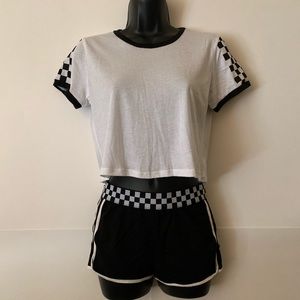 ✨ PRE BUNDLED - checkered set 🌹